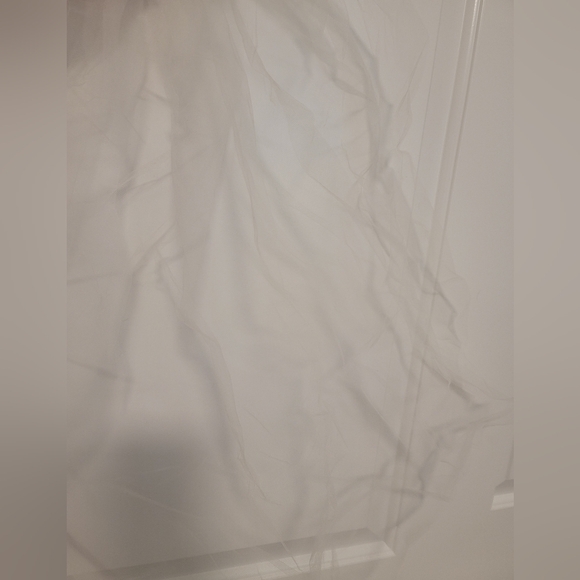 Blusher Wedding Veil - Picture 4 of 5